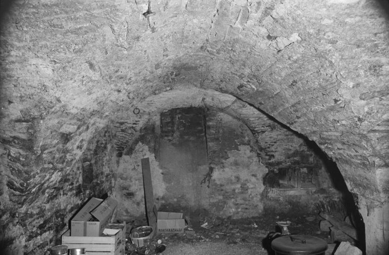 Cave. © Région Bourgogne-Franche-Comté, Inventaire du patrimoine