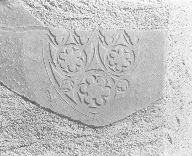 Elévation droite, linteau de la porte murée du choeur © Région Bourgogne-Franche-Comté, Inventaire du patrimoine