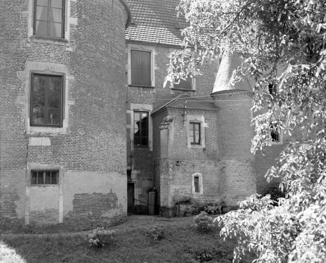 Elévation postérieure, détail. © Région Bourgogne-Franche-Comté, Inventaire du patrimoine