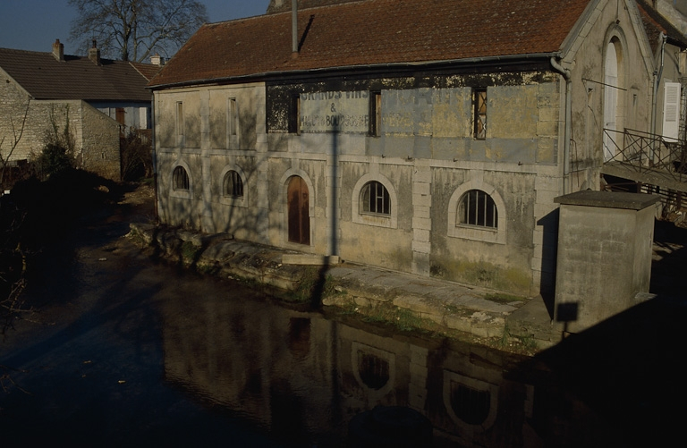  lavoir © Région Bourgogne-Franche-Comté, Inventaire du patrimoine