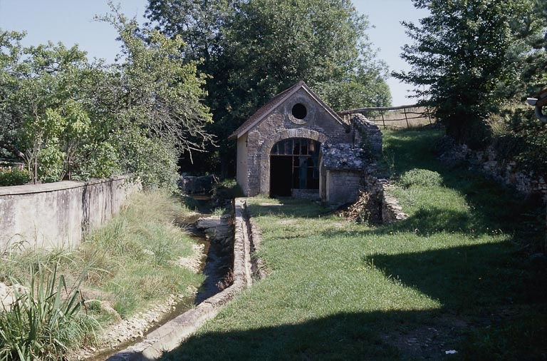  lavoir © Région Bourgogne-Franche-Comté, Inventaire du patrimoine