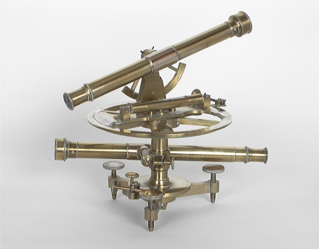  instrument de mesure des angles pour lever des plans © Région Bourgogne-Franche-Comté, Inventaire du patrimoine