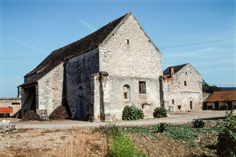 Vue de la chapelle : façade postérieure. © Région Bourgogne-Franche-Comté, Inventaire du patrimoine