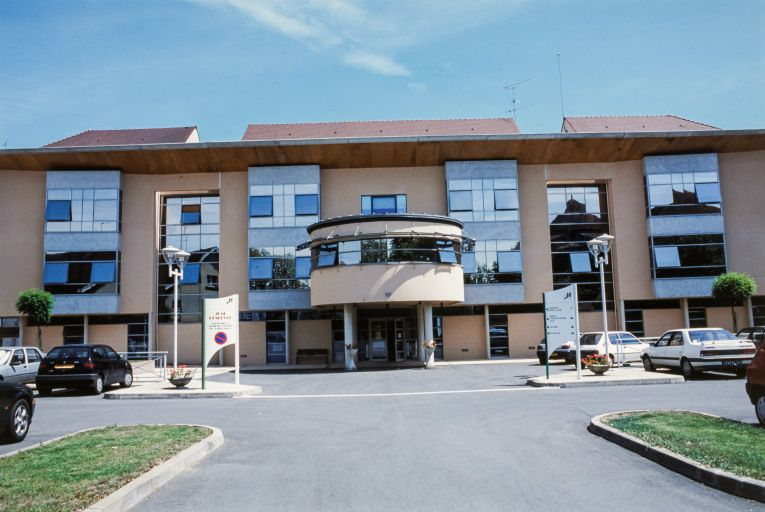 Bâtiments de la seconde moitié du 20e siècle. © Région Bourgogne-Franche-Comté, Inventaire du patrimoine