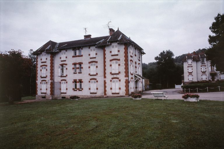 Pavillons. © Région Bourgogne-Franche-Comté, Inventaire du patrimoine