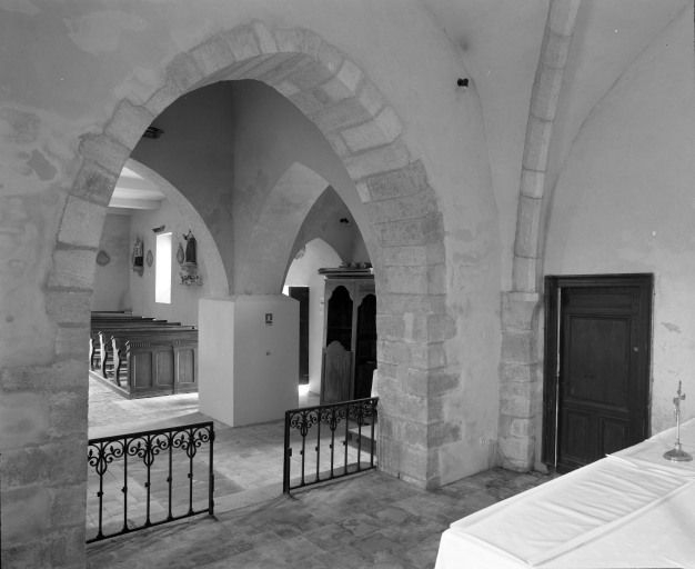 Arcade du choeur, vue prise du chevet. © Région Bourgogne-Franche-Comté, Inventaire du patrimoine