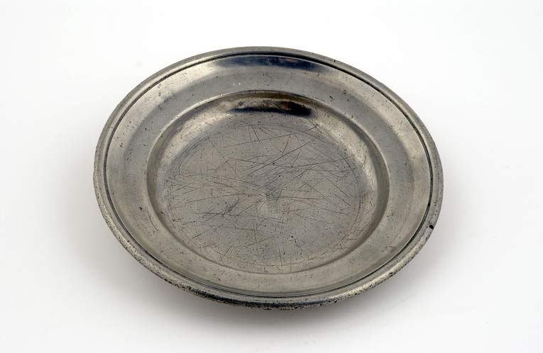 Vue d'ensemble d'une assiette © Région Bourgogne-Franche-Comté, Inventaire du patrimoine