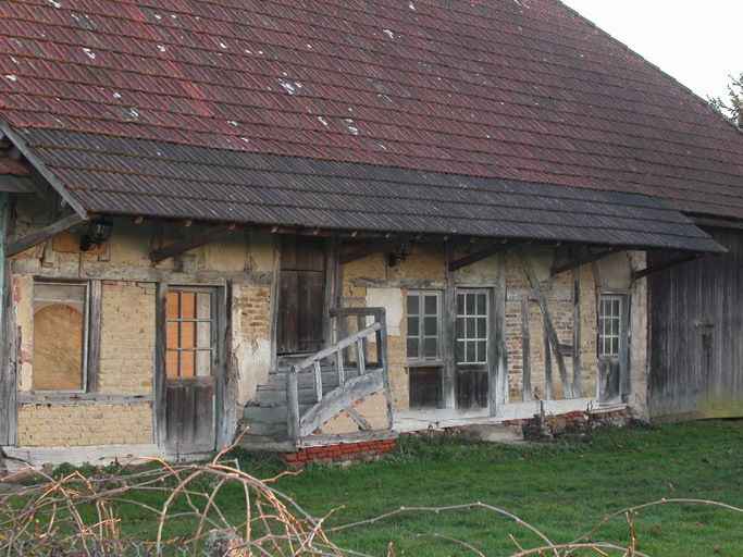 Vue d'ensemble de la façade. © Ecomusée de la Bresse Bourguignonne