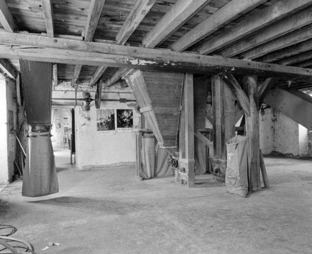 1er étage. Ensacheurs. © Région Bourgogne-Franche-Comté, Inventaire du patrimoine