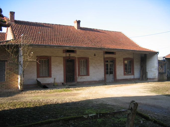 Vue d'ensemble de la façade. © Ecomusée de la Bresse Bourguignonne