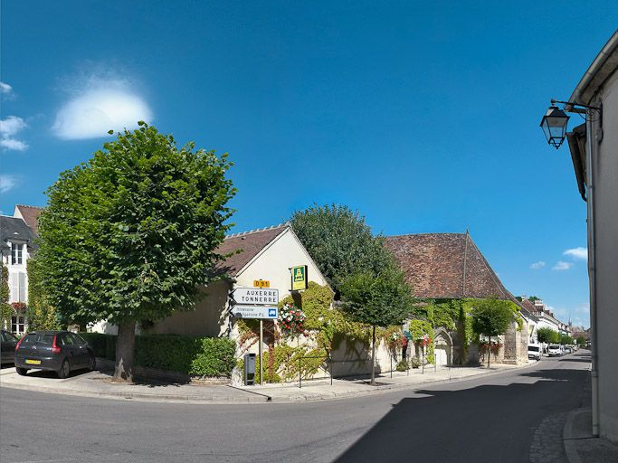 Vue d'ensemble depuis la rue. © Région Bourgogne-Franche-Comté, Inventaire du patrimoine