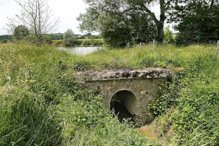 Ponceau, Seille en arrière-plan. © Région Bourgogne-Franche-Comté, Inventaire du patrimoine