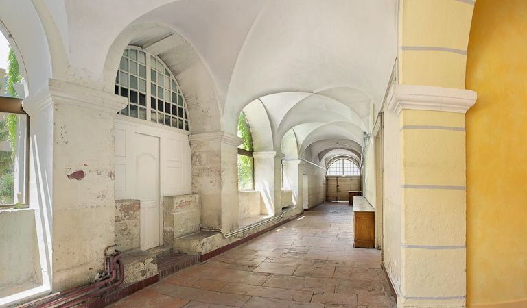Bâtiment en L, galerie ouest. © Région Bourgogne-Franche-Comté, Inventaire du patrimoine