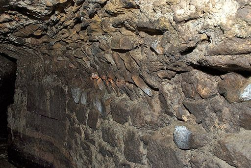 Partie en U de la deuxième galerie :  détail. © Région Bourgogne-Franche-Comté, Inventaire du patrimoine