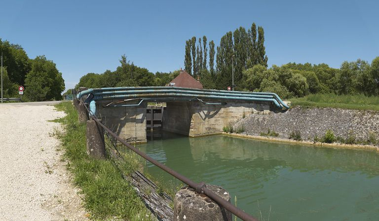 Vue d'ensemble. © Région Bourgogne-Franche-Comté, Inventaire du patrimoine