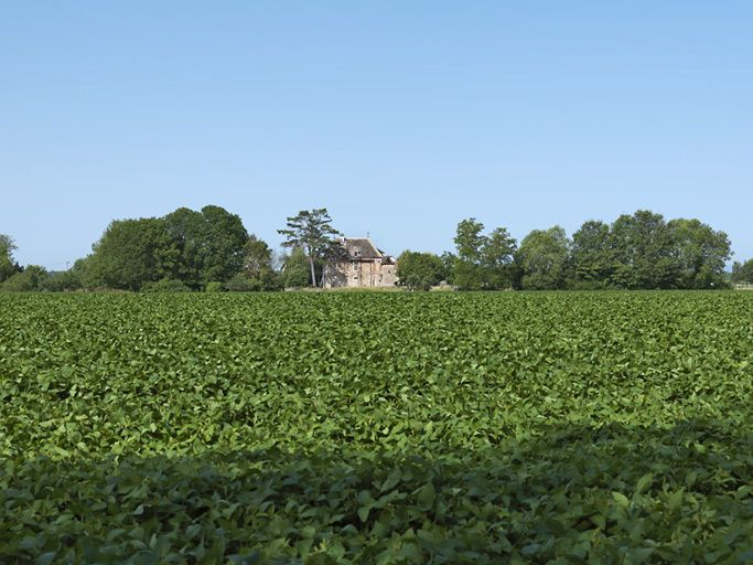 La propriété du moulin des Batteurs vue du canal. © Région Bourgogne-Franche-Comté, Inventaire du patrimoine