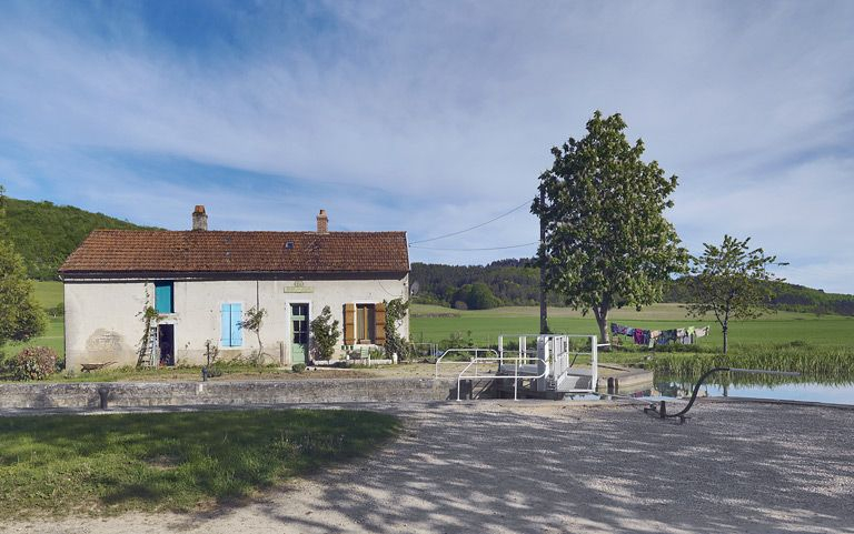 Maison éclusière de face. © Région Bourgogne-Franche-Comté, Inventaire du patrimoine
