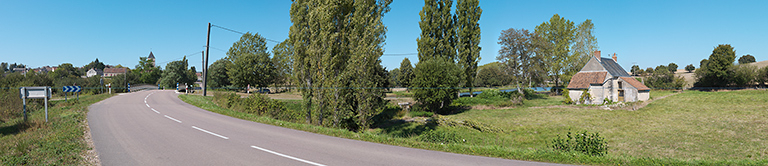De gauche à droite : le village de Bazolles, le pont sur écluse, le canal et la maison éclusière avec ses annexes. © Région Bourgogne-Franche-Comté, Inventaire du patrimoine