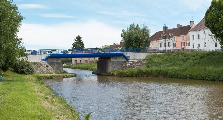Le pont, vu d'aval. © Région Bourgogne-Franche-Comté, Inventaire du patrimoine