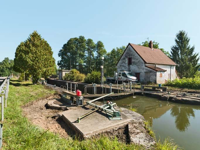 Vue d'ensemble du site d'écluse. © Région Bourgogne-Franche-Comté, Inventaire du patrimoine