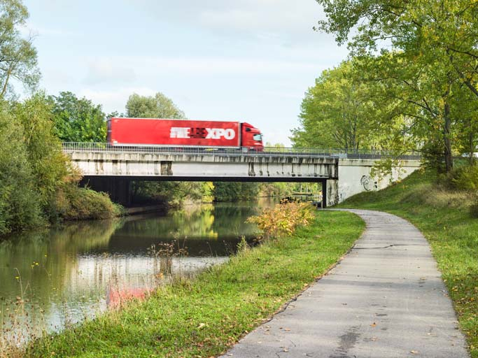 Vue d'ensemble du pont. © Région Bourgogne-Franche-Comté, Inventaire du patrimoine