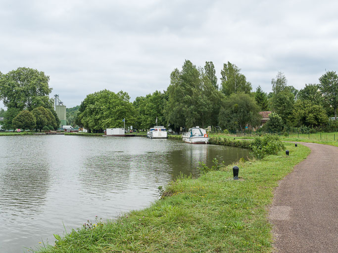 Vue du port. © Région Bourgogne-Franche-Comté, Inventaire du patrimoine