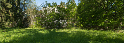 Vue de trois-quarts depuis l'est. © Région Bourgogne-Franche-Comté, Inventaire du patrimoine