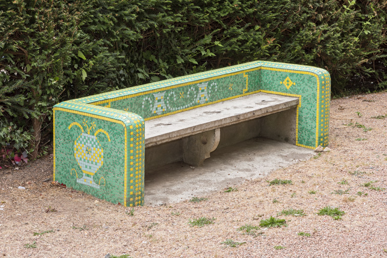 banc de jardin © Région Bourgogne-Franche-Comté, Inventaire du patrimoine