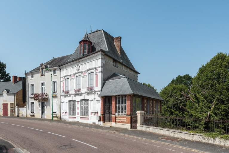  demeure villa © Région Bourgogne-Franche-Comté, Inventaire du patrimoine