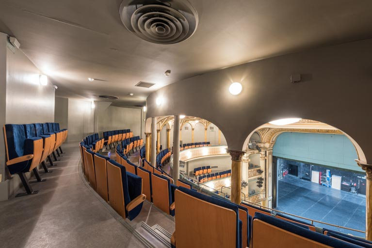 théâtre © Région Bourgogne-Franche-Comté, Inventaire du patrimoine  théâtre © Région Bourgogne-Franche-Comté, Inventaire du patrimoine