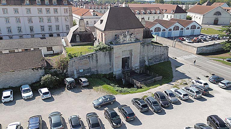  fortification d'agglomération porte de ville © Région Bourgogne-Franche-Comté, Inventaire du patrimoine