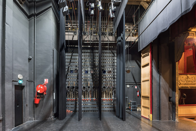 théâtre © Région Bourgogne-Franche-Comté, Inventaire du patrimoine  théâtre © Région Bourgogne-Franche-Comté, Inventaire du patrimoine
