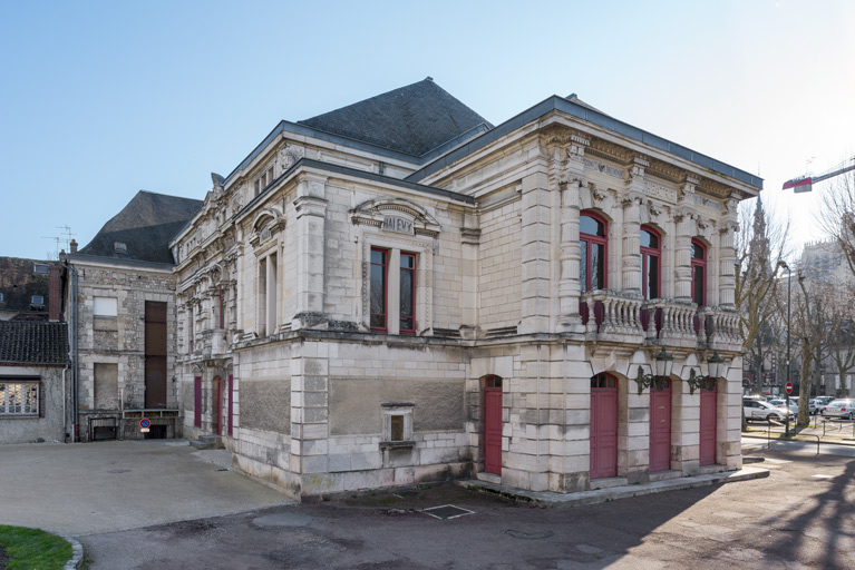 théâtre © Région Bourgogne-Franche-Comté, Inventaire du patrimoine  théâtre © Région Bourgogne-Franche-Comté, Inventaire du patrimoine