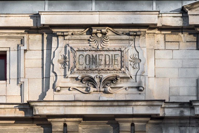 décor d'architecture relief © Région Bourgogne-Franche-Comté, Inventaire du patrimoine  décor d'architecture relief © Région Bourgogne-Franche-Comté, Inventaire du patrimoine