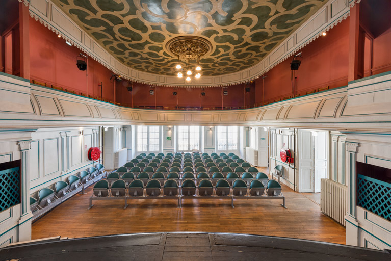 hôtel de ville théâtre © Région Bourgogne-Franche-Comté, Inventaire du patrimoine  hôtel de ville théâtre © Région Bourgogne-Franche-Comté, Inventaire du patrimoine
