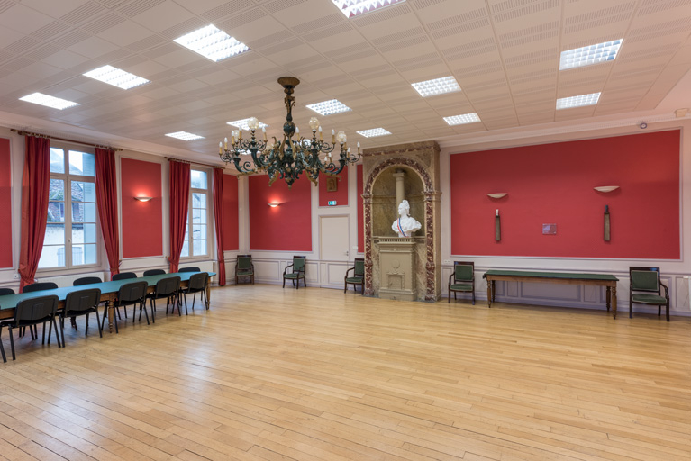 mairie théâtre © Région Bourgogne-Franche-Comté, Inventaire du patrimoine  mairie théâtre © Région Bourgogne-Franche-Comté, Inventaire du patrimoine