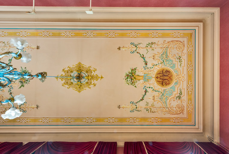  théâtre halle © Région Bourgogne-Franche-Comté, Inventaire du patrimoine