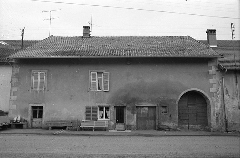 Ferme cadastrée 1940 B4 314  située au lieudit Coin du Dessus : façade antérieure. © Région Bourgogne-Franche-Comté, Inventaire du patrimoine