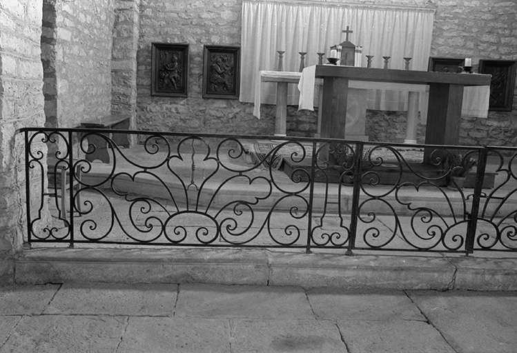 Clôture de choeur en fer forgé, XVIIIe siècle : vue de face © Région Bourgogne-Franche-Comté, Inventaire du patrimoine