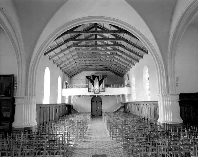 Intérieur : vue depuis le choeur. © Région Bourgogne-Franche-Comté, Inventaire du patrimoine