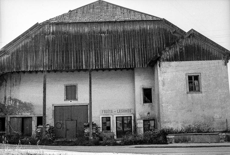 Ferme datée de 1796, cadastrée 1938 F 126-126bis : façade antérieure. © Région Bourgogne-Franche-Comté, Inventaire du patrimoine