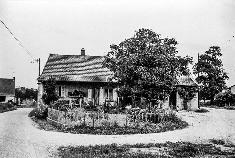 Ferme cadastrée 1969 AD 96  : façade antérieure. © Région Bourgogne-Franche-Comté, Inventaire du patrimoine