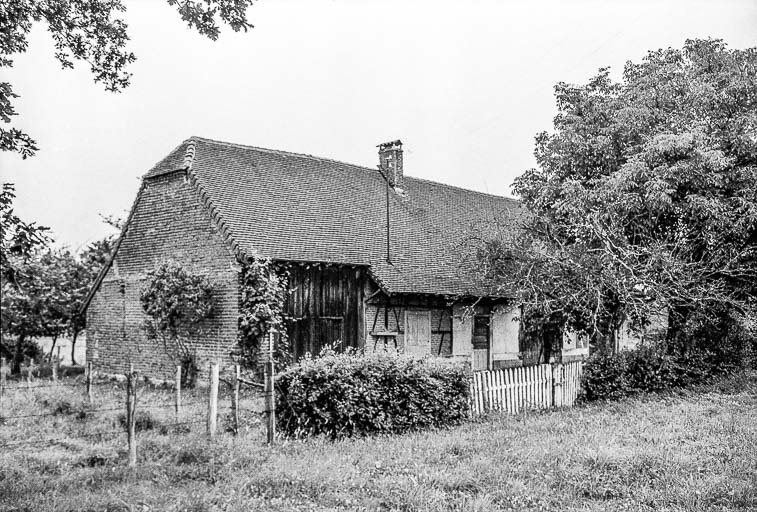 Ferme cadastrée 1969 AE 43  : façade antérieure. © Région Bourgogne-Franche-Comté, Inventaire du patrimoine