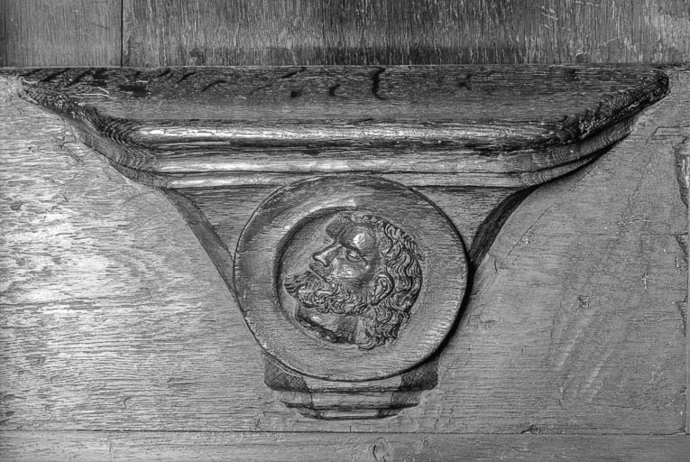 Stalles nord, n° 26, miséricorde. © Région Bourgogne-Franche-Comté, Inventaire du patrimoine