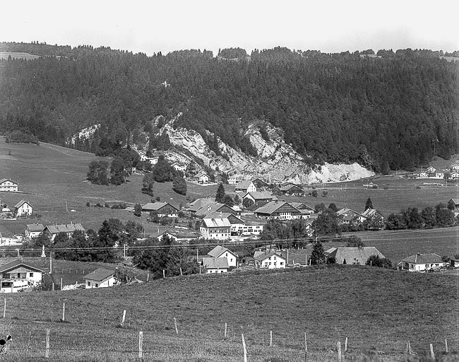 Grand'Combe Châteleu, lieux-dits Les Cordiers et Les Bois du Fourg : vue depuis Morestans. © Région Bourgogne-Franche-Comté, Inventaire du patrimoine