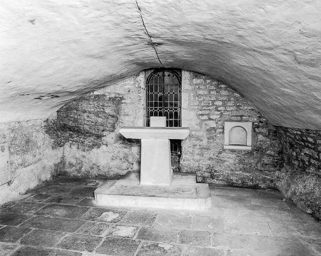 Crypte. © Région Bourgogne-Franche-Comté, Inventaire du patrimoine
