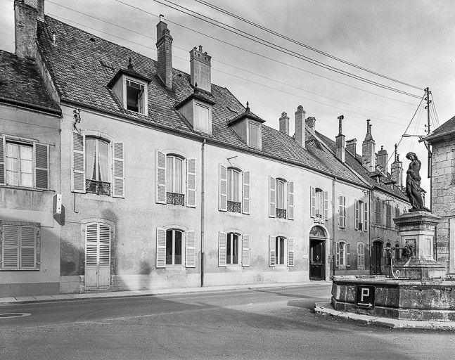 Façade antérieure. © Région Bourgogne-Franche-Comté, Inventaire du patrimoine