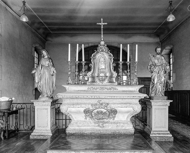 Chapelle de l'hôpital : ensemble de l'autel du 1er étage. © Région Bourgogne-Franche-Comté, Inventaire du patrimoine
