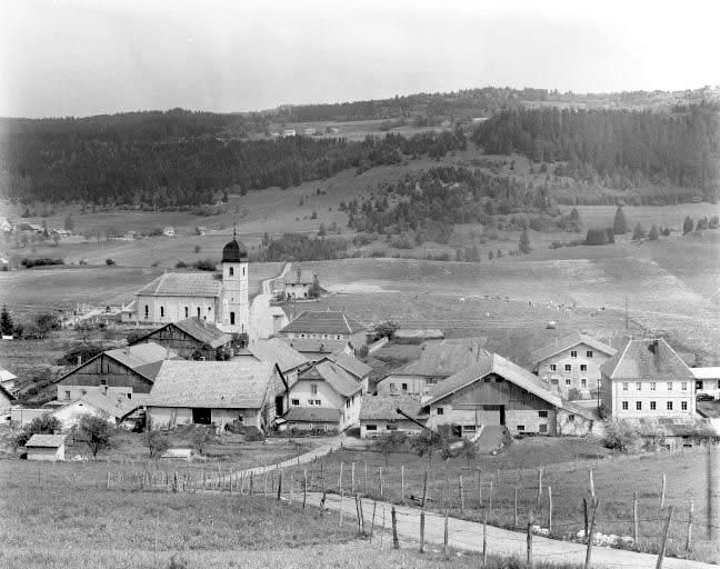 Le centre du village de Lièvremont. © Région Bourgogne-Franche-Comté, Inventaire du patrimoine
