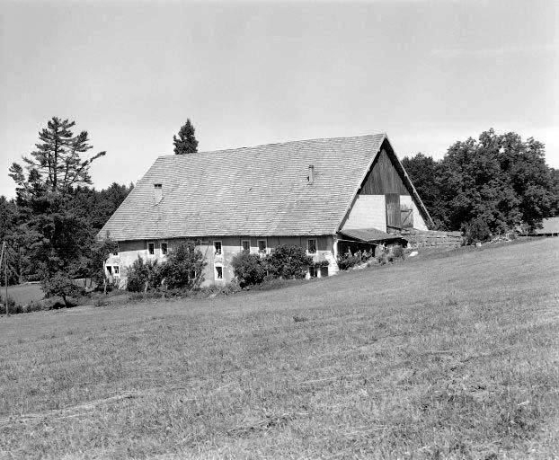 Façades antérieure et latérale droite. © Région Bourgogne-Franche-Comté, Inventaire du Patrimoine